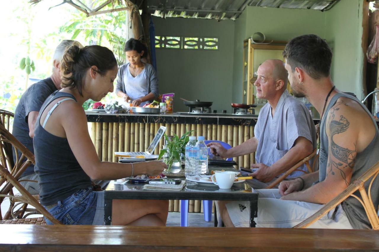 My Parents Guesthouse Kampot Esterno foto